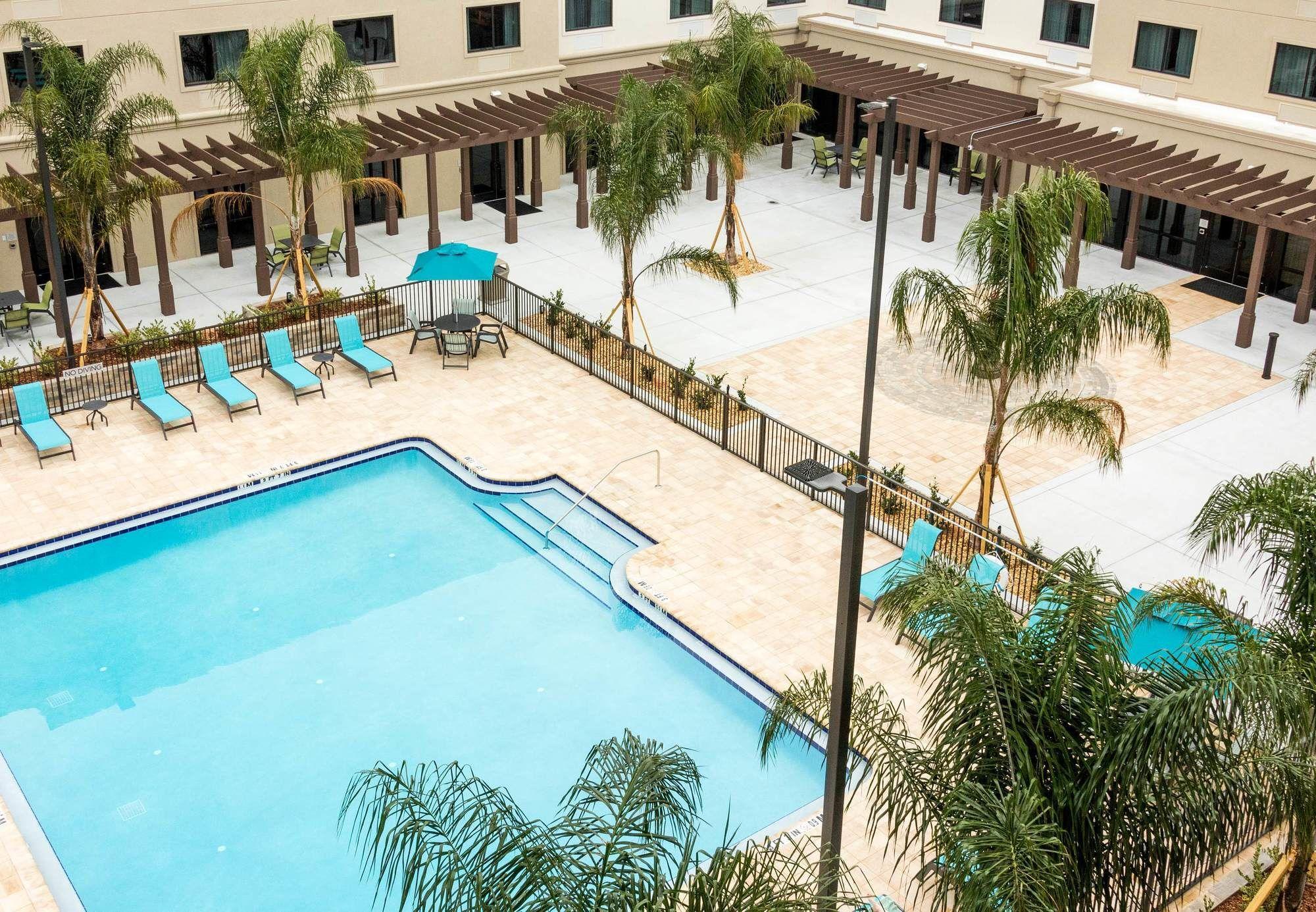 Courtyard By Marriott St. Augustine Beach Exterior photo
