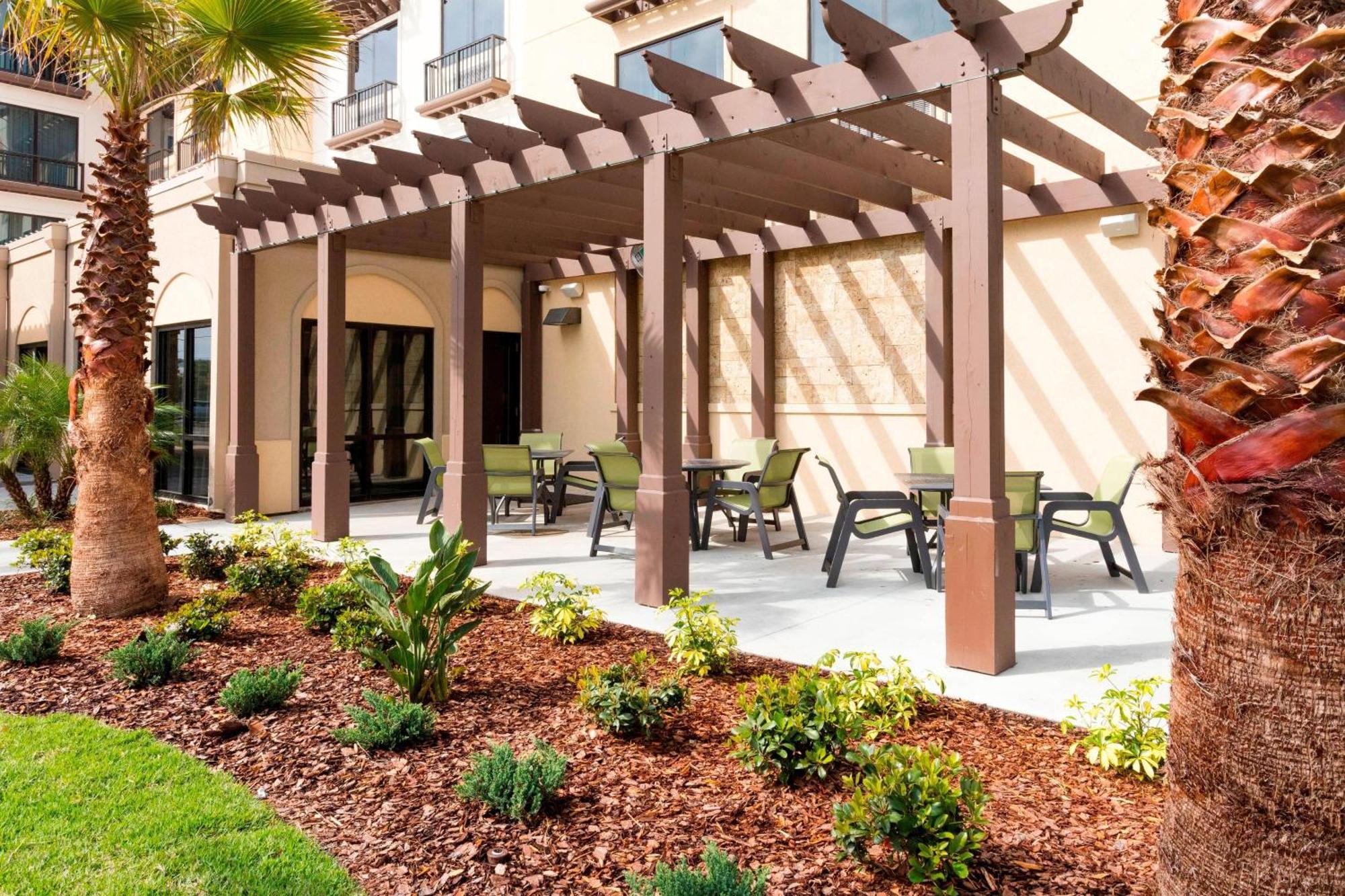 Courtyard By Marriott St. Augustine Beach Exterior photo
