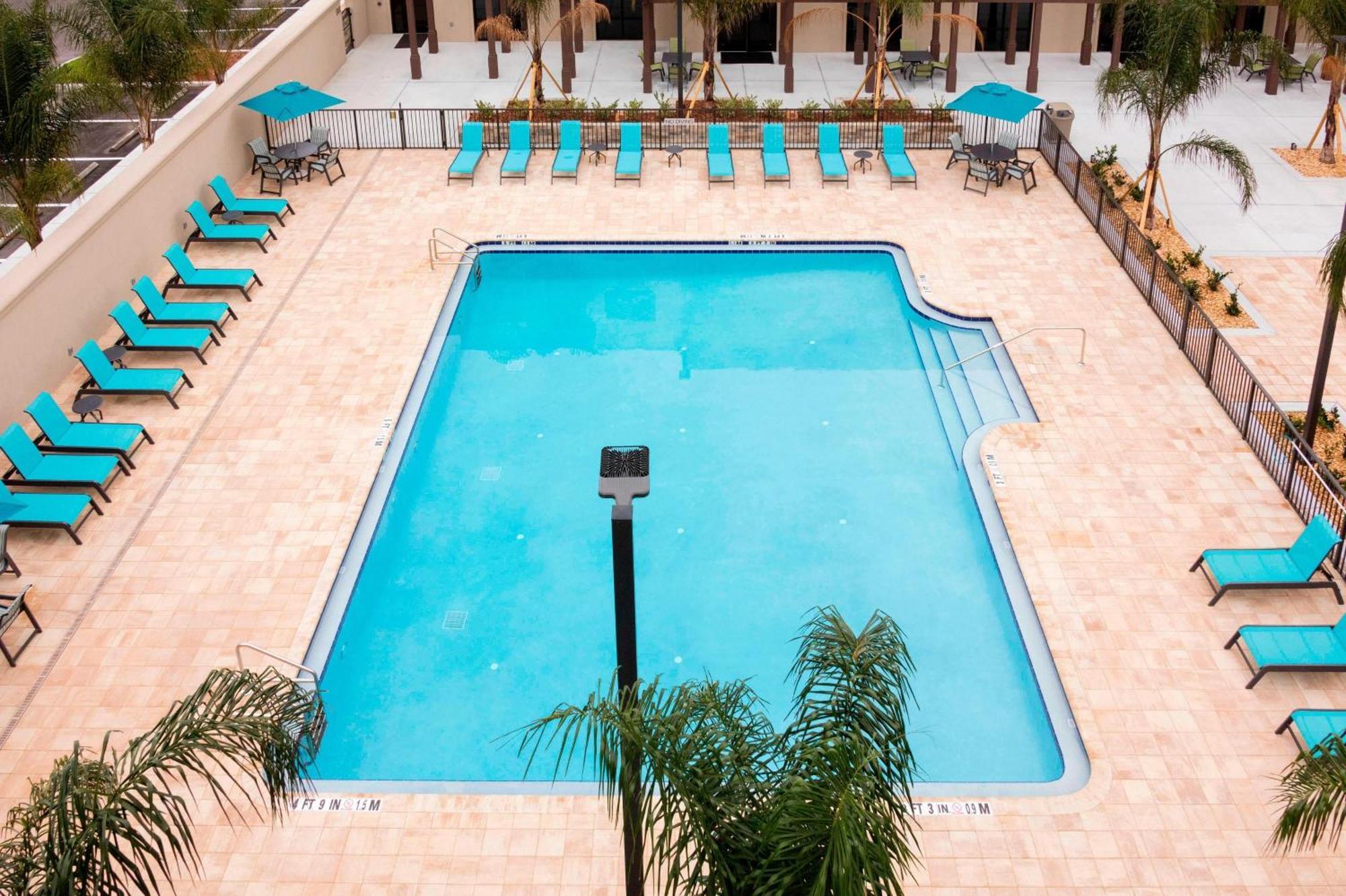 Courtyard By Marriott St. Augustine Beach Exterior photo