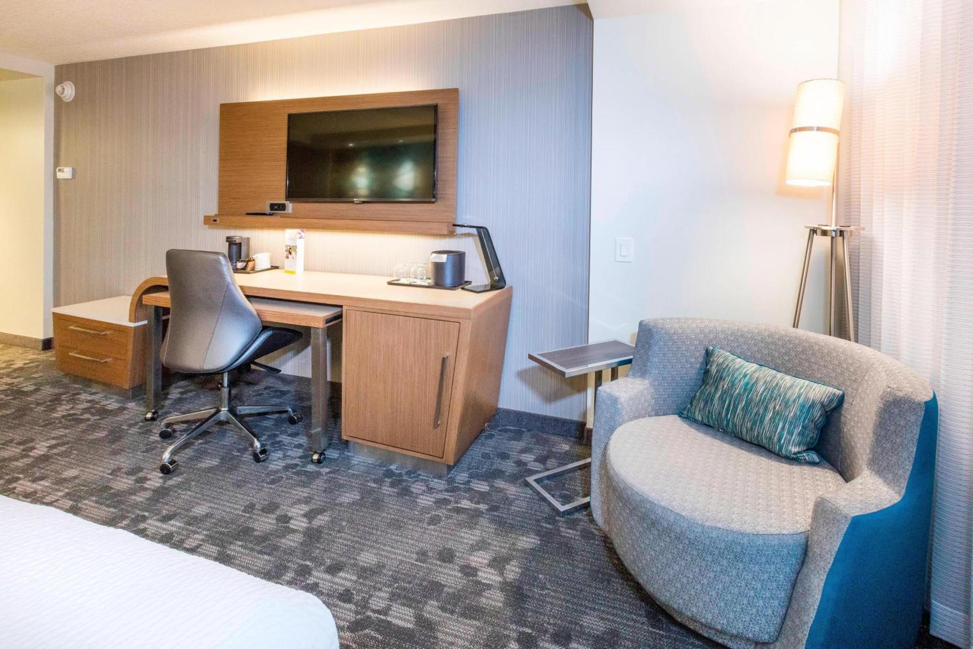 Courtyard By Marriott St. Augustine Beach Exterior photo