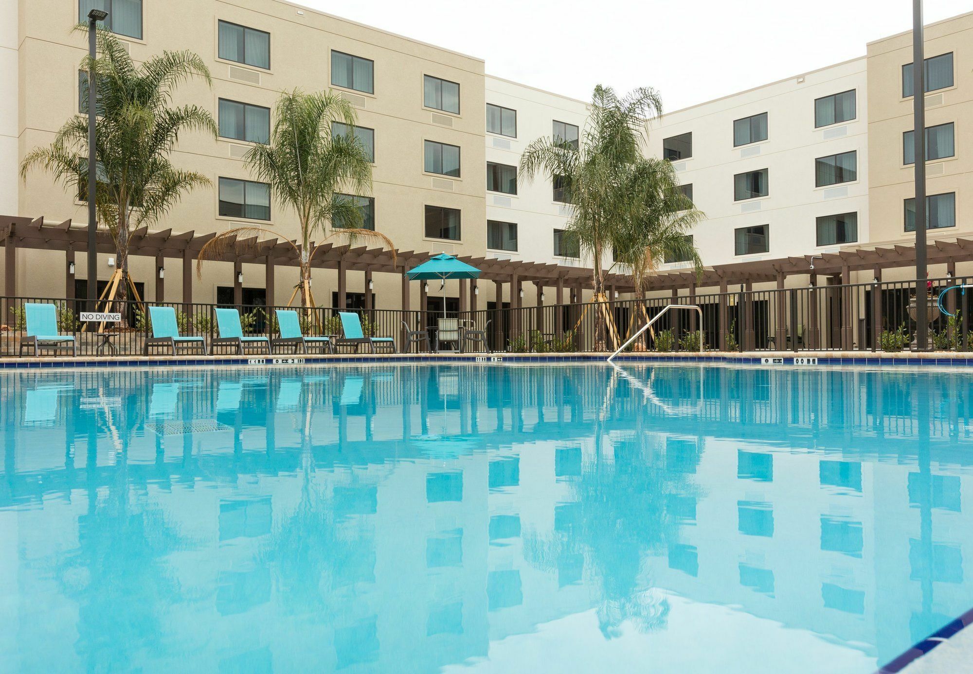 Courtyard By Marriott St. Augustine Beach Exterior photo